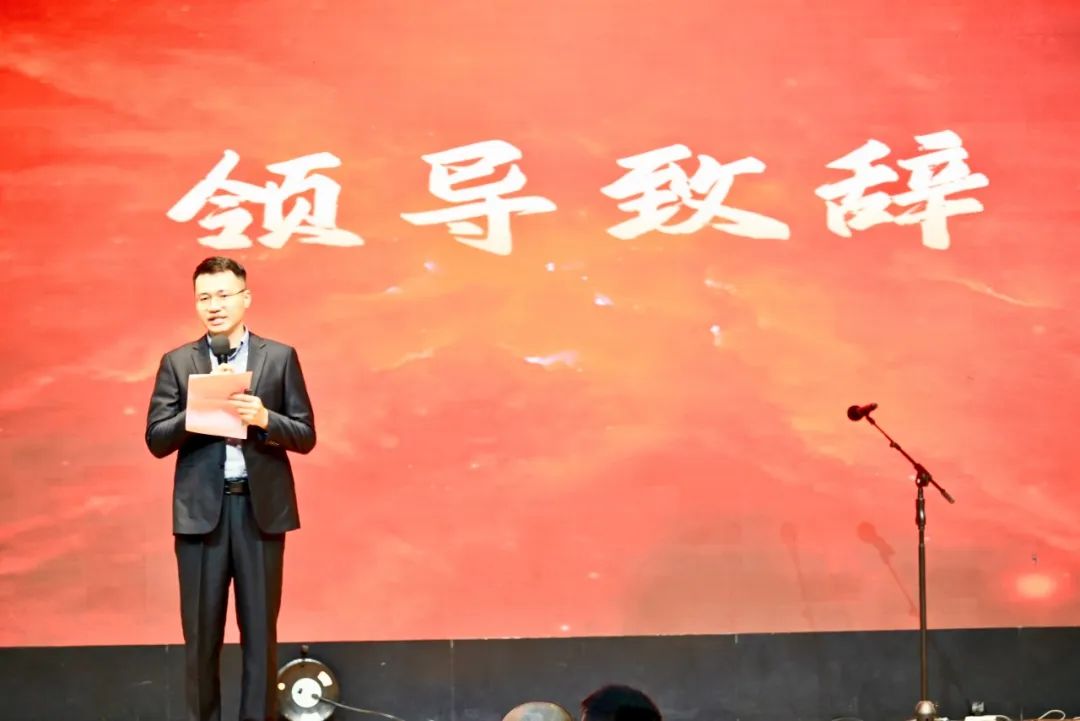 筑梦启程|珠海yth2206游艇会2025迎新晚会暨2024年度表彰大会 筑梦启程|珠海yth2206游艇会2025迎新晚会暨2024年度表彰大会