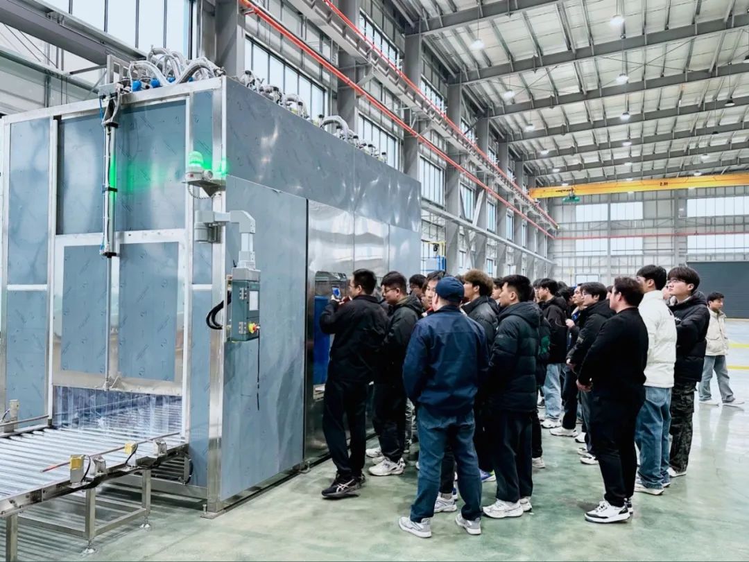 安徽水利水电职业技术学院yth2206游艇会班同学春日开启职业成长新旅程